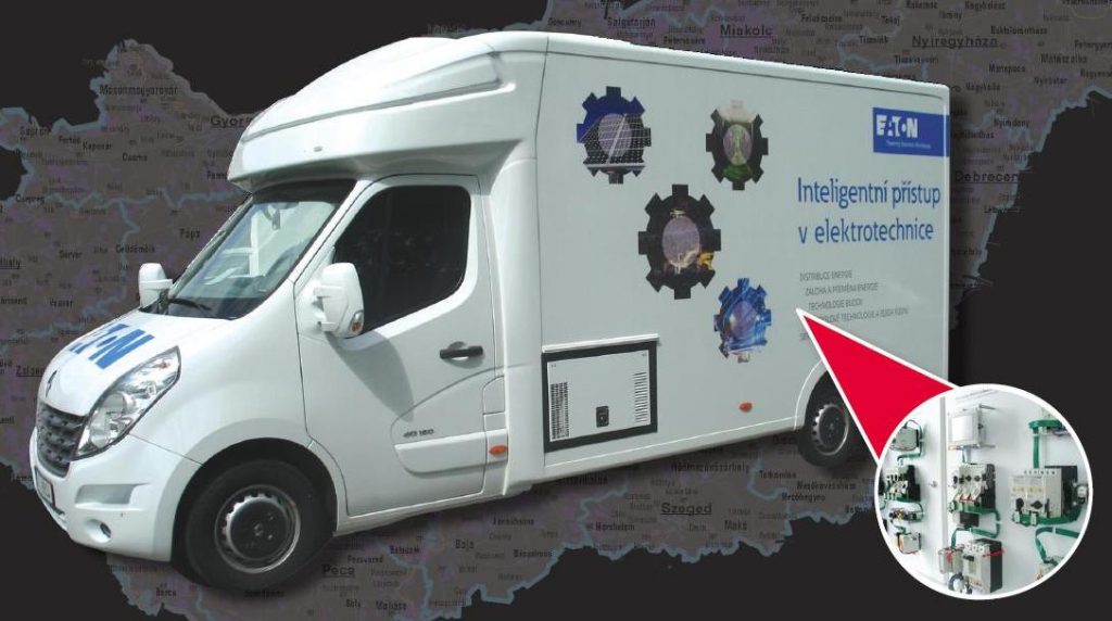 Eaton Roadshow busz